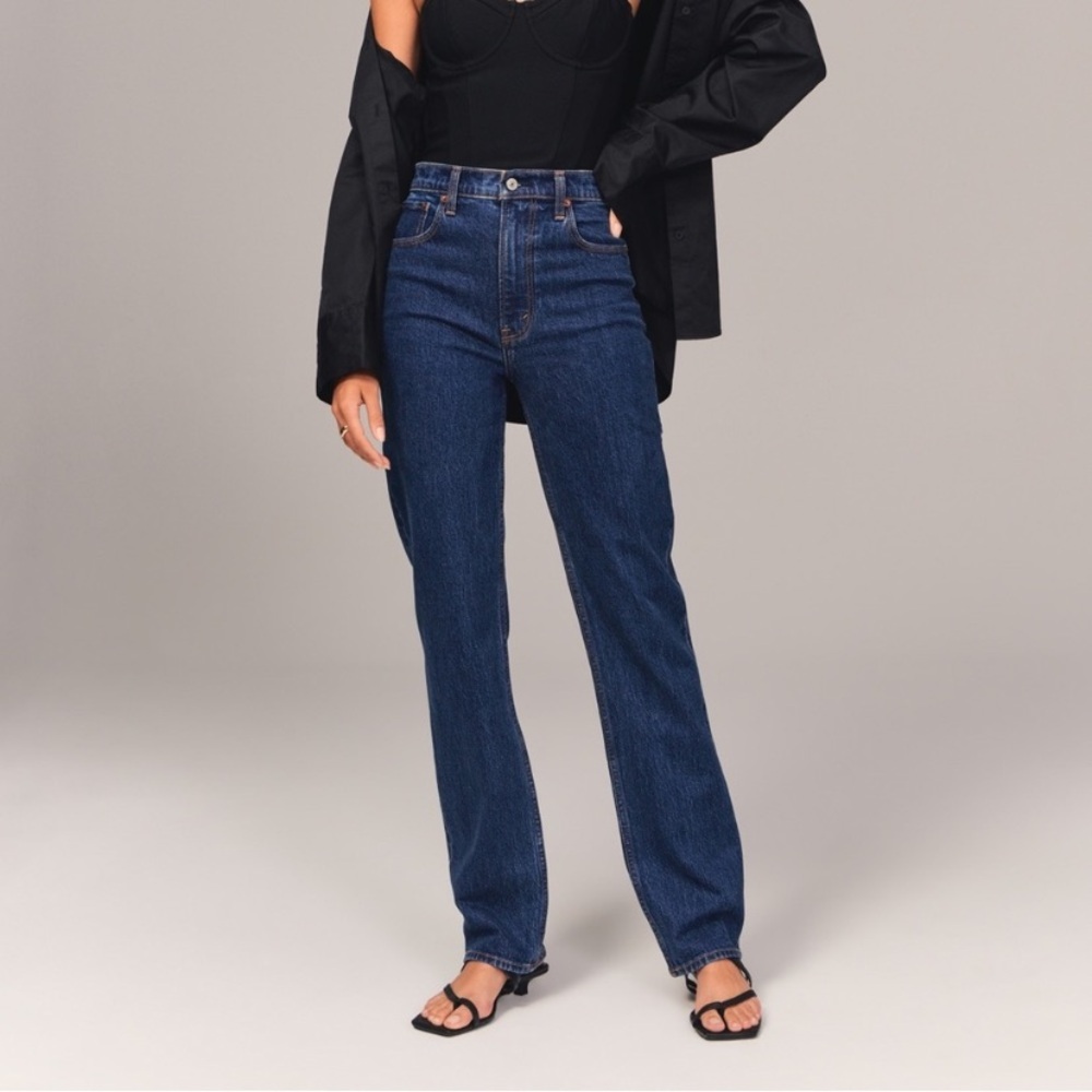 Abercrombie & Fitch The 90s Straight Ultra High Rise Jean 28/6 Long